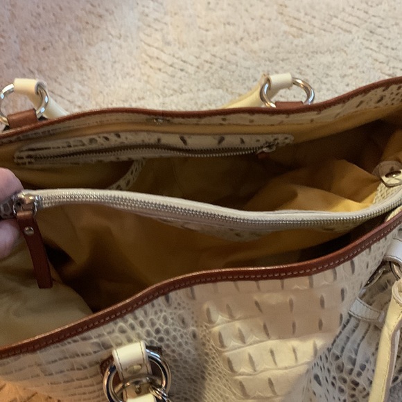 Cavaicanti Leather Bag - Picture 7 of 12